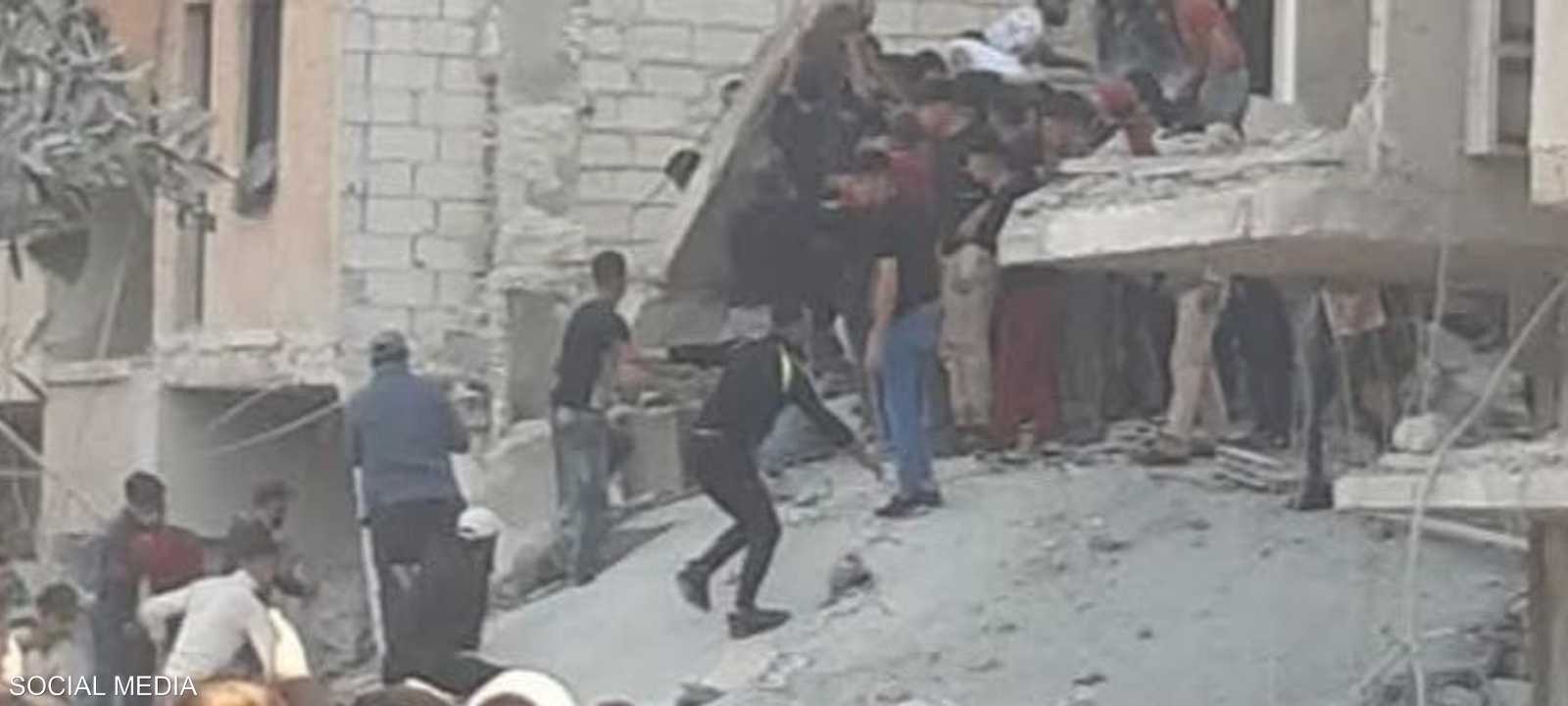 الانفجار أصاب مبنى في حي الرمل باللاذقية