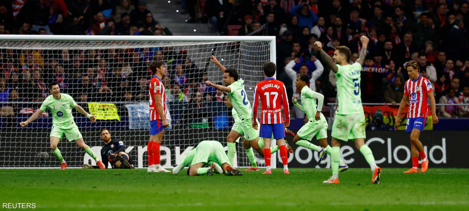 من المباراة بين الفريقين