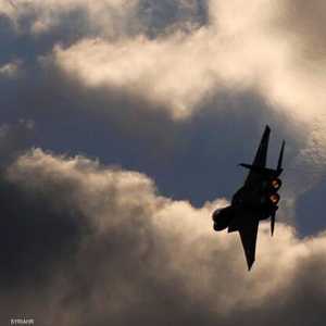 استهدفت الغارات موقع عسكري في وسط سوريا