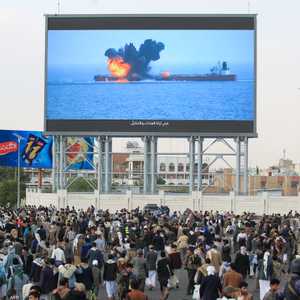 الحوثيون قالوا إنهم استهدفوا حاملة طائرات أميركية عدة مرات