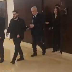 نتنياهو انتقل إلى مكان آمن في الكنيست