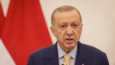 أردوغان يصف المحتجين بـ "إرهابيي الشوارع"