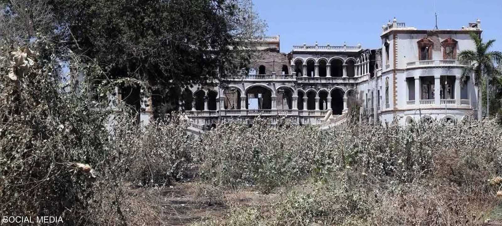 صور نشرها ناشطون في وسائط التواصل تظهر دمارا هائلا بالخرطوم