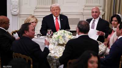 خلال حفل إفطار.. ترامب يشكر المسلمين ويتعهد بالسلام