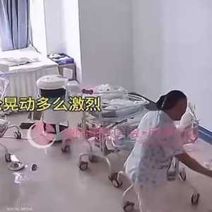 الممرضتان قاومتا الزلزال لحماية الأطفال