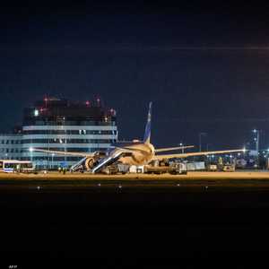 طائرة نتنياهو تحط في مطار بودابست