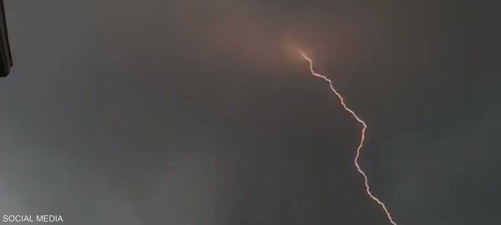 توقعات بتفاقم موجة الطقس السيئ