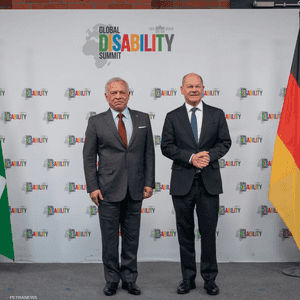 شولتز والعاهل الأردني الملك عبد الله الثاني