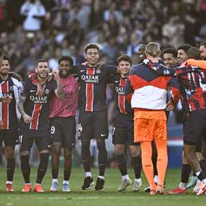 باريس سان جيرمان يتوج باللقب للموسم الرابع على التوالي