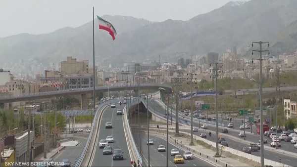 واشنطن وطهران.. حوار وتهديدات