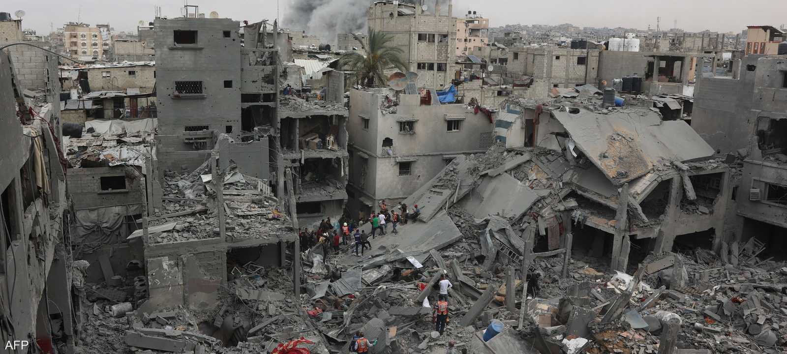 نفذت إسرائيل نحو 35 هجوما بالطائرات والمسيرات على غزة