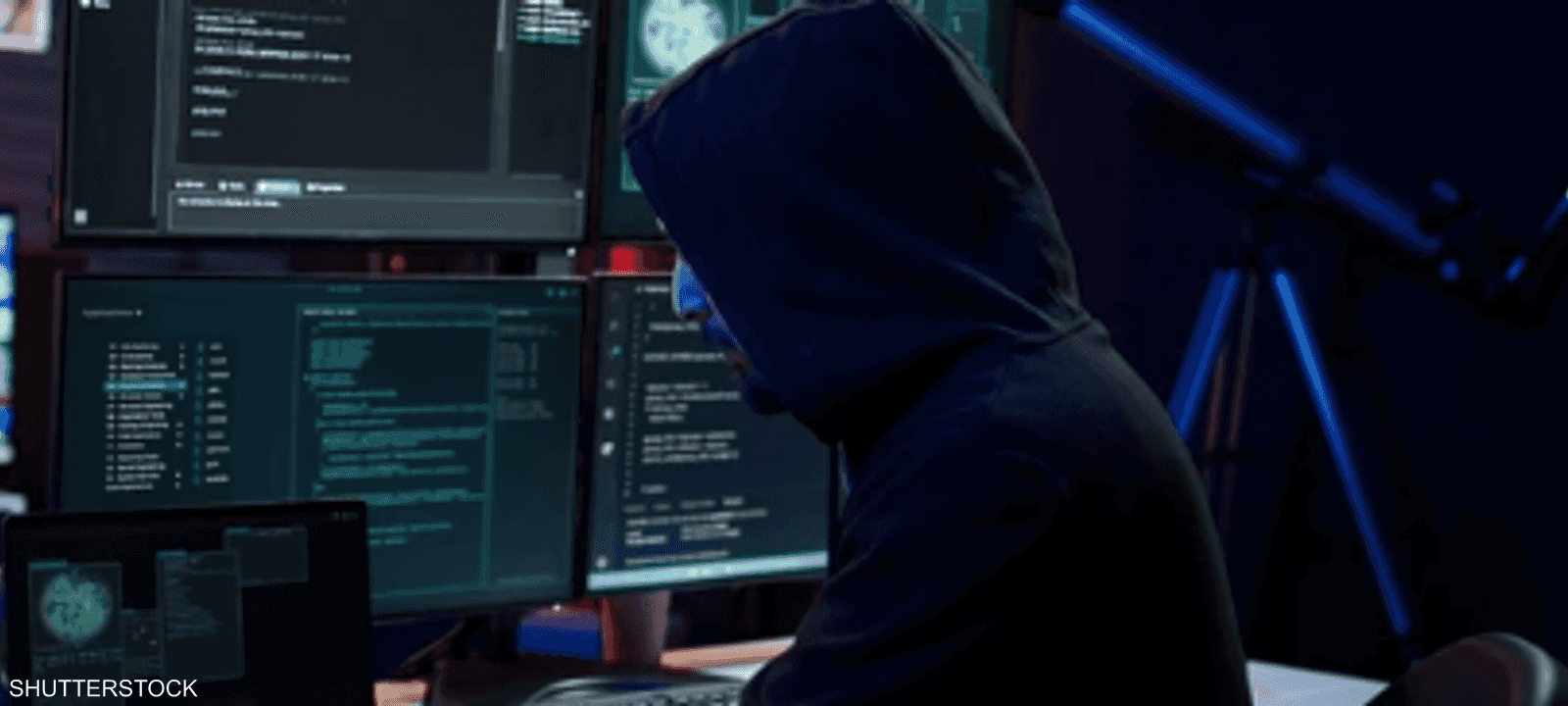 الاختراق استهدف بيانات أكثر من مليوني موظف