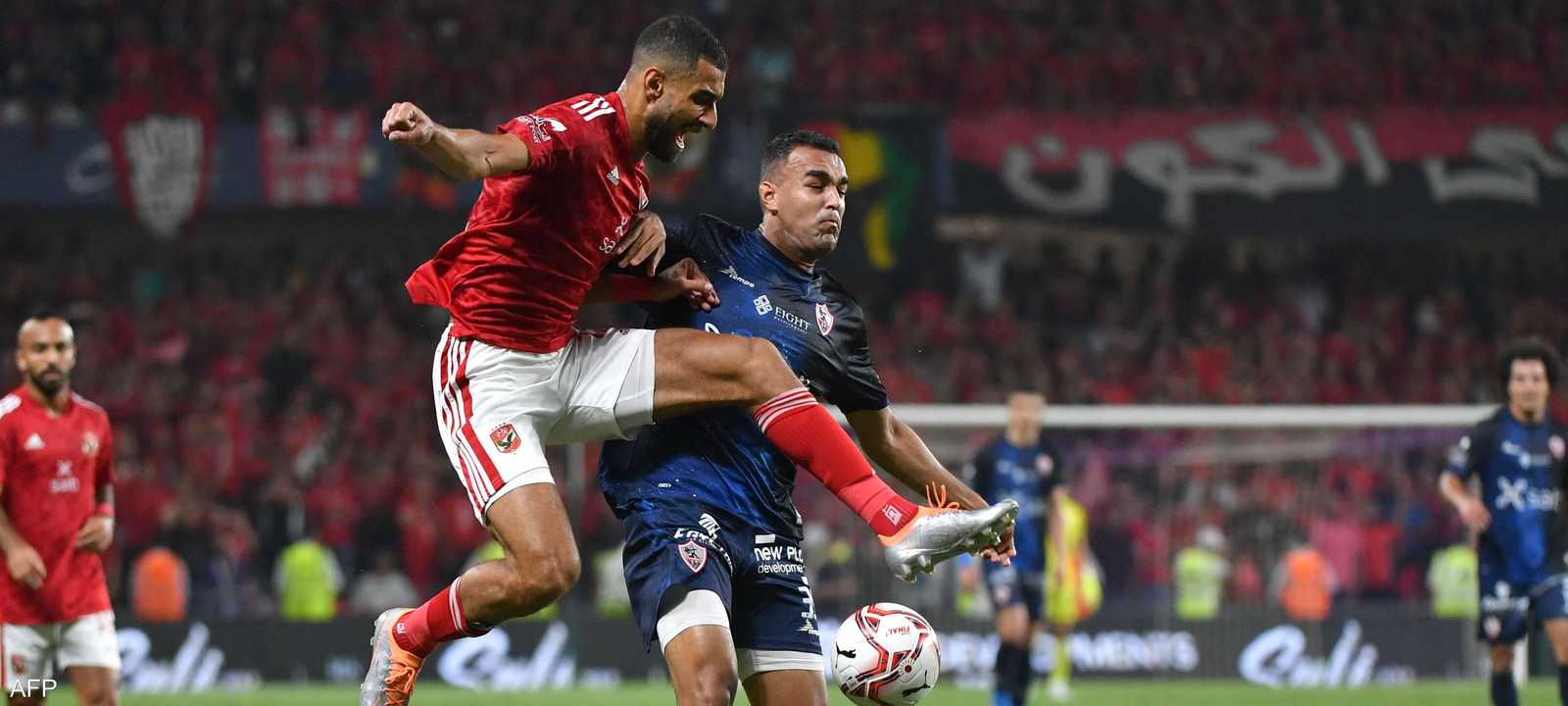 لقاء سابق بين الأهلي والزمالك