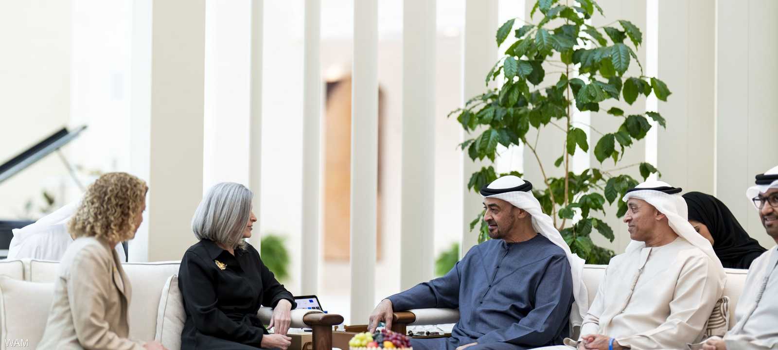 تناول اللقاء علاقات الصداقة والتعاون بين الإمارات والولايات