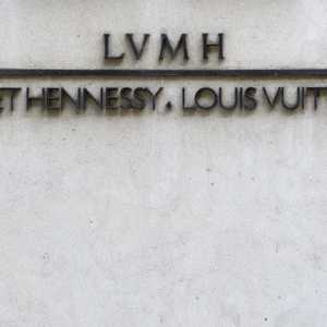 مجموعة LVMH الفرنسية