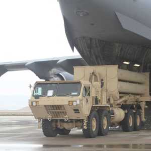 الشحنات تصل إلى قاعدة نيفاتيم وسط إسرائيل