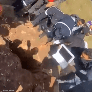 الحادث أعاد إلى الذاكرة مأساة الطفل ريان
