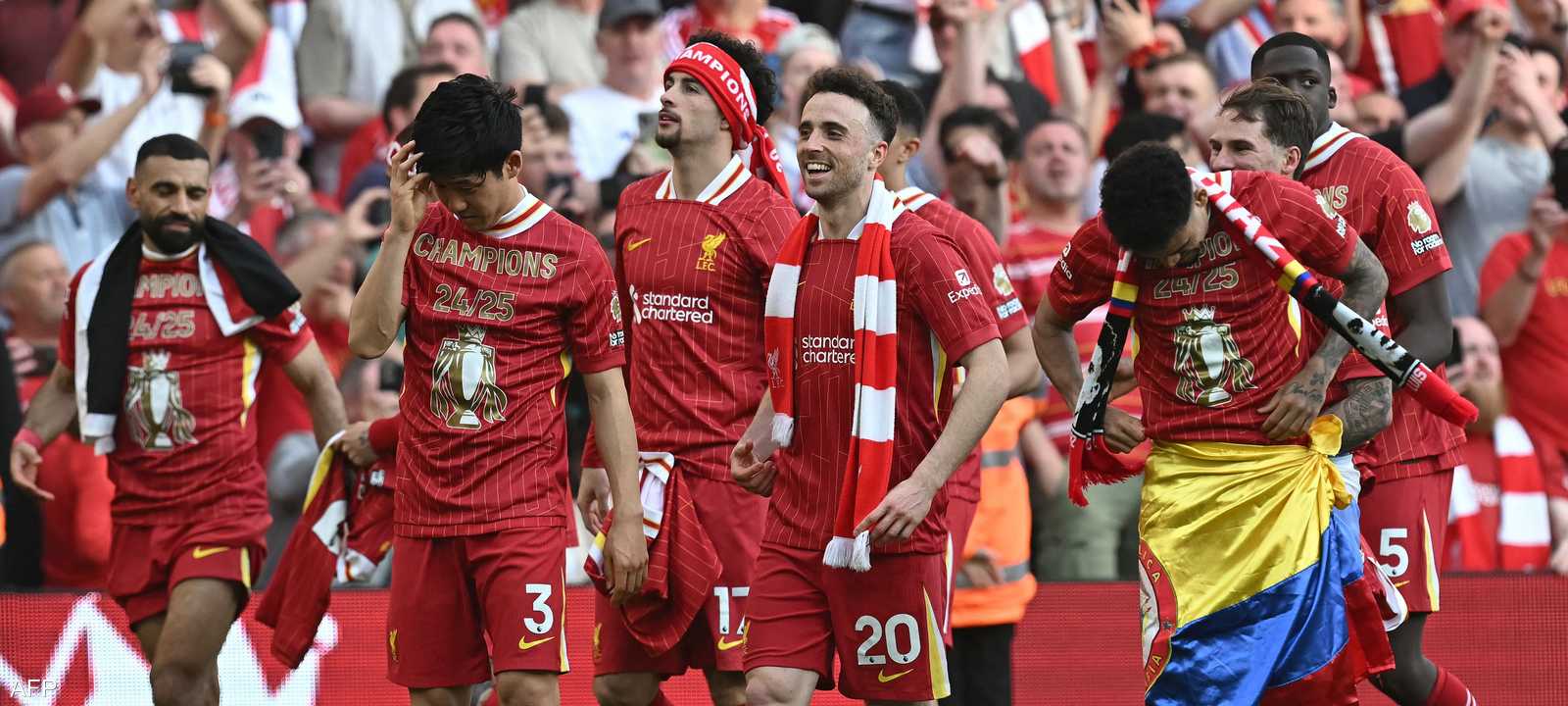 احتفالات لاعبي ليفربول