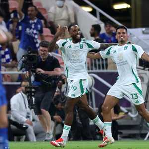 أهلي جدة هزم الهلال بثلاثية