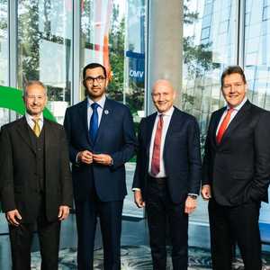 زيارة الدكتور سلطان أحمد الجابر لمقر شركة "OMV"