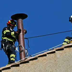 تثبيت اختيار البابا فوق كنيسة سيستين