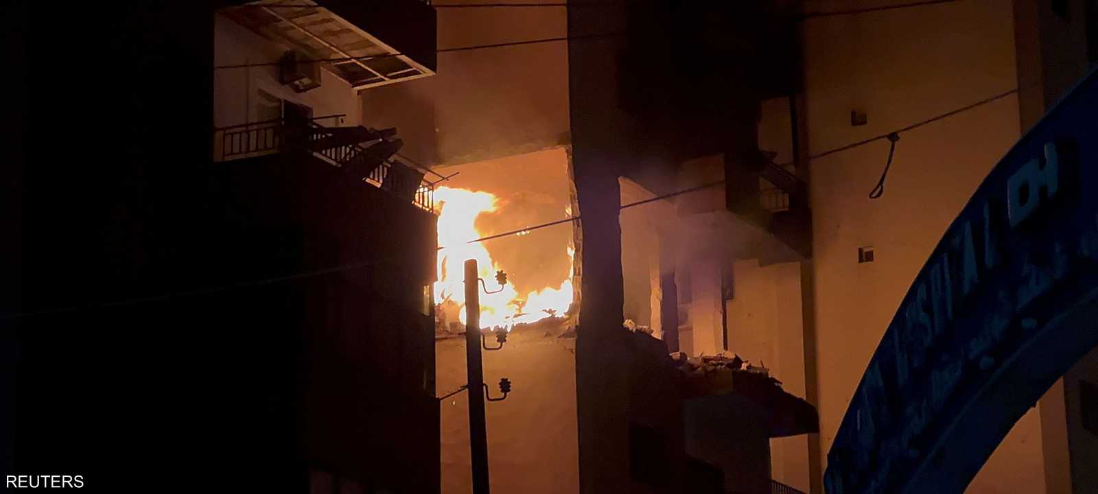 من آثار هجوم إسرائيلي سابق على لبنان استهدف قياديا من حماس