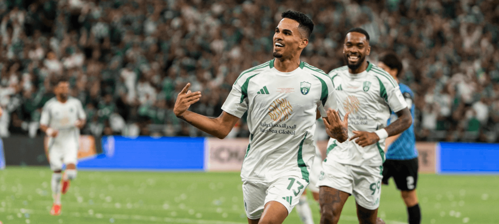 فرحة لاعبي الأهلي