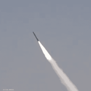 باكستان تجرى بنجاح تجربة إطلاق صاروخ سطح-سطح