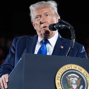 ترامب طالب بالتفكيك الكامل لبرنامج إيران النووي