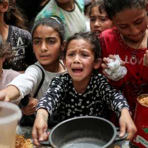 أطفال غزة يعانون من قلة الطعام