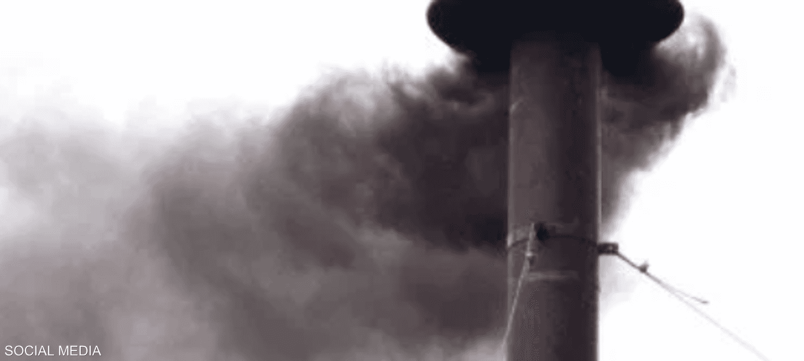 الدخان الأٍود في الفاتيكان