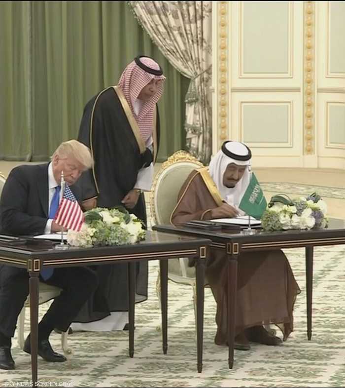 واشنطن تتخلى عن شرط التطبيع لتعاون نووي مع الرياض