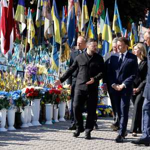 زعماء بريطانيا وفرنسا وبولندا وألمانيا مع الرئيس الأوكراني