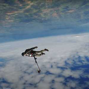 قفزة توم كروز