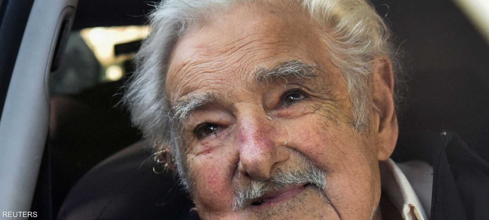 موخيكا عاش حياته بعيدا عن الترف