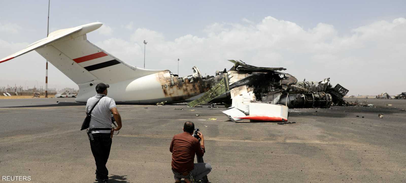 مطار صنعاء تعرض لدمار كبير