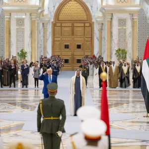 محمد بن زايد خلال استقباله دونالد ترامب