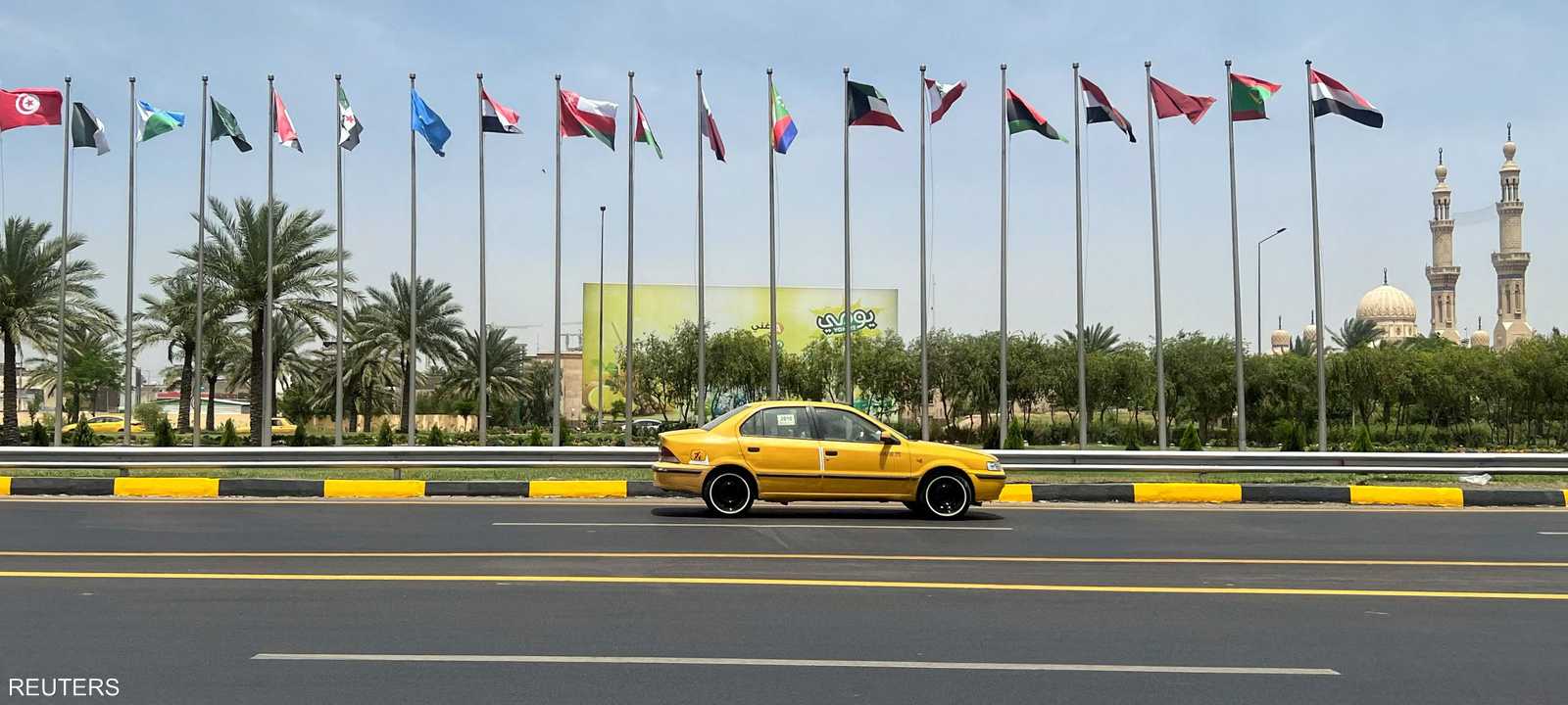 القمة العربية تنعقد في العراق