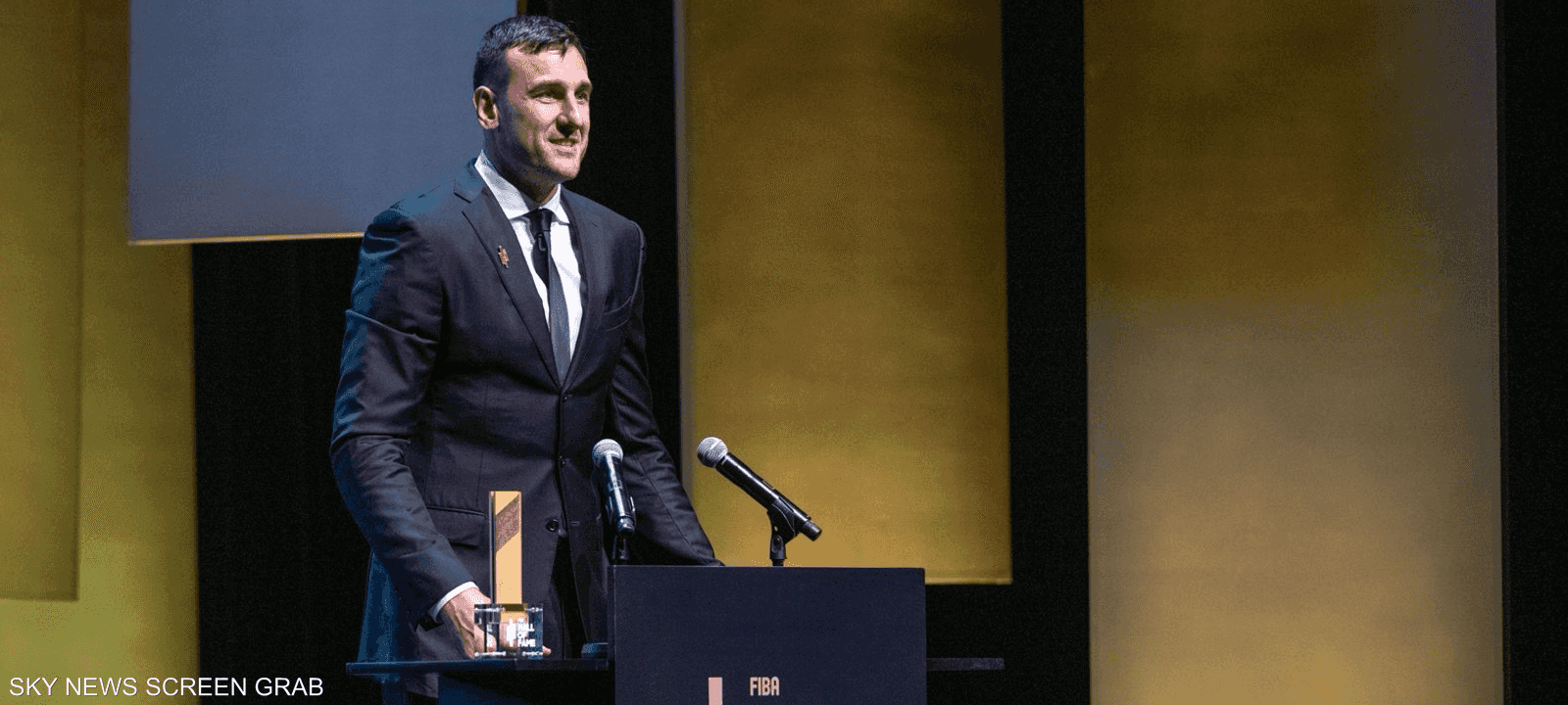 الاتحاد الدولي لكرة السلة يحتفي بأساطير كرة السلة العالمية