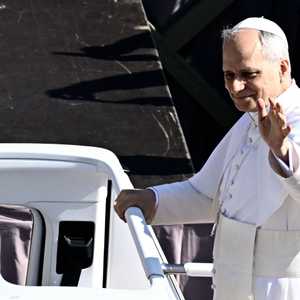 بابا الفاتيكان ليو الرابع عشر