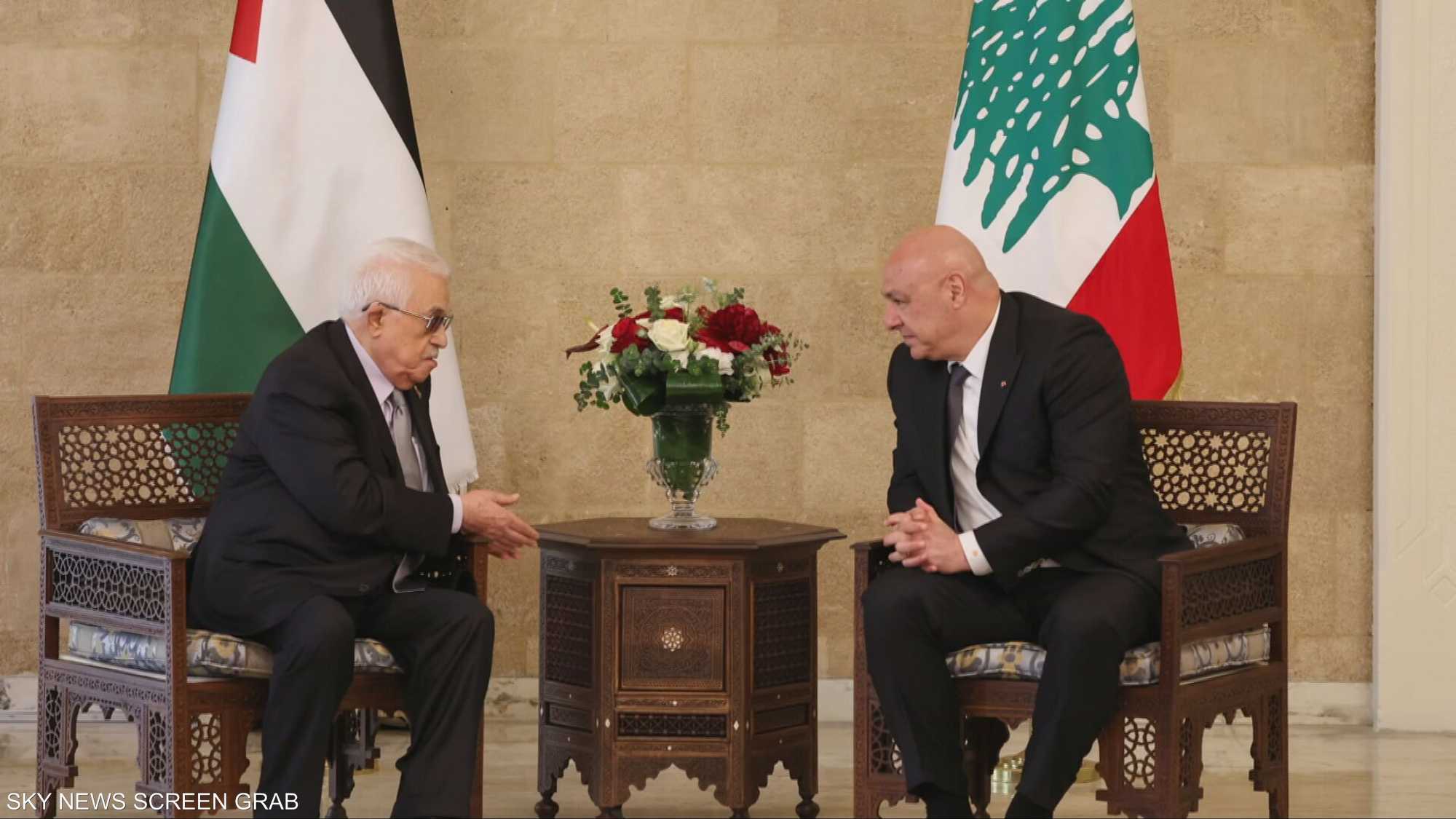 لبنان.. سعي لحسم سلاح المخيمات