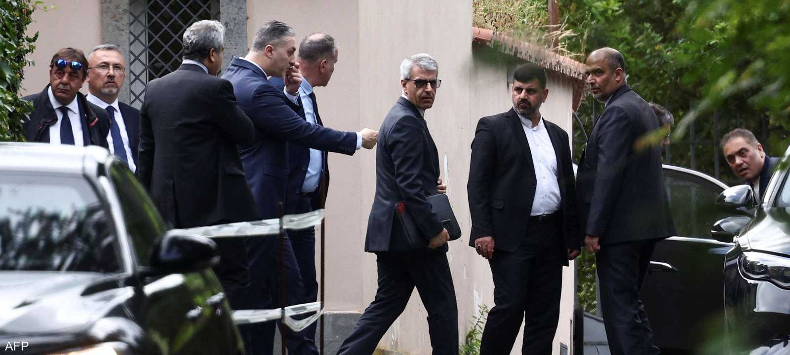 أعضاء الوفد الإيراني في روما