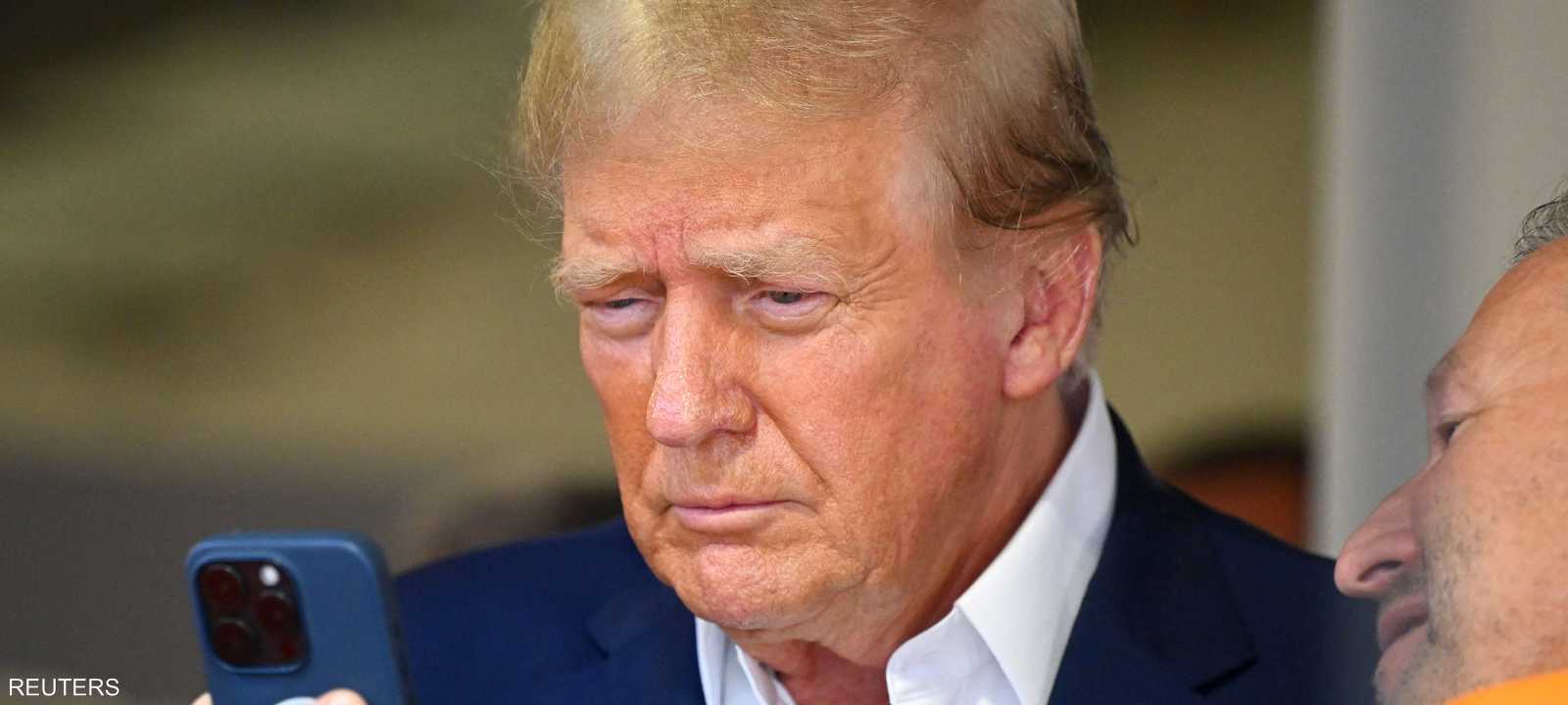 ترامب يريد أن يصنع "آيفون" في الولايات المتحدة