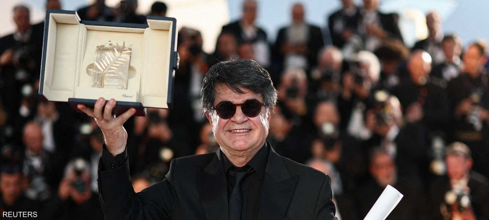 تتويج جعفر بناهي بالسعفة الذهبية في مهرجان كان