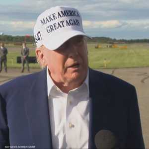 ترامب يصعد من لجهته الكلامية ضد بوتين وزيلينسكي