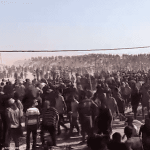 "إقبال كبير جدا" على مركز لتوزيع المساعدات في غزة