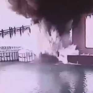 لحظة تفجير قاعدة الجسر