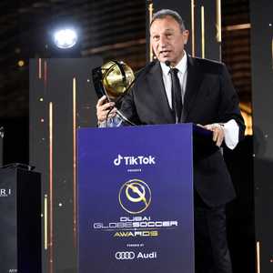 محمود الخطيب رئيس النادي الأهلي