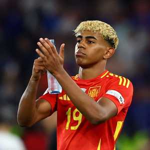 اللاعب الشاب لامين يامال