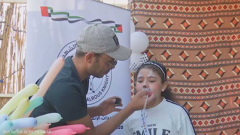 المستشفى الإماراتي بالعريش يقيم احتفالا للمصابين الفلسطينيين
